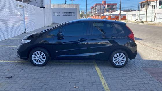 HONDA FIT 1.5 LX 16V FLEX 4P AUTOMÁTICO HONDA FIT 1.5 LX 16V FLEX 4P AUTOMÁTICO